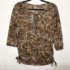 Bobbie Brooks Top Size L Leopard Print